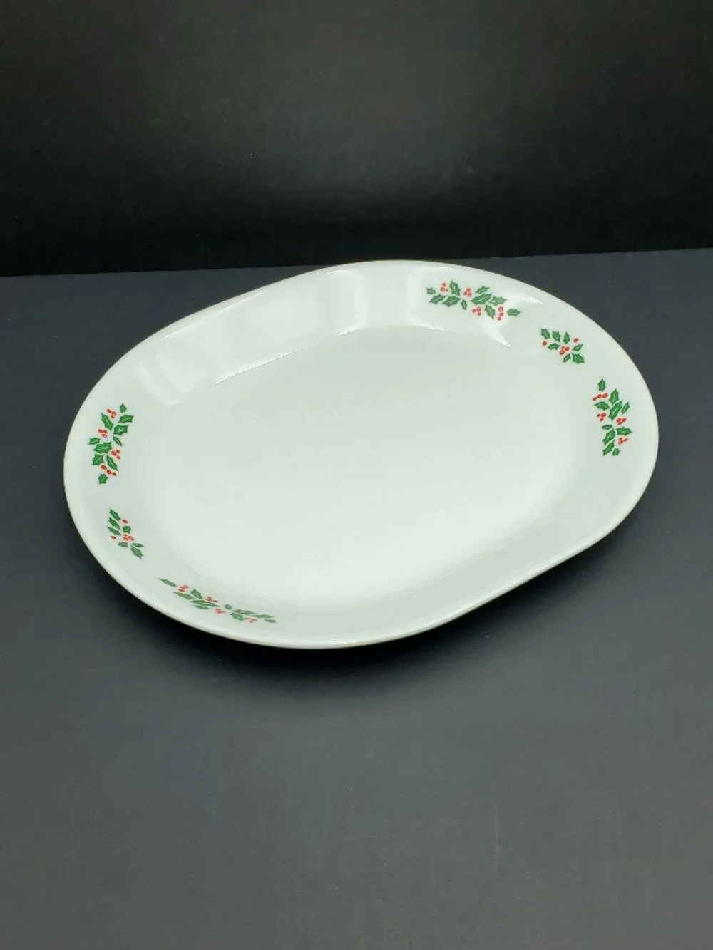 Corelle Winter Holly Platters Corning Christmas Holiday Oval Serving Plates